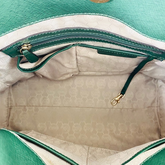 MICHAEL MICHAEL KORS HAMILTON SAFFIANO TOTE - Picture 9 of 12